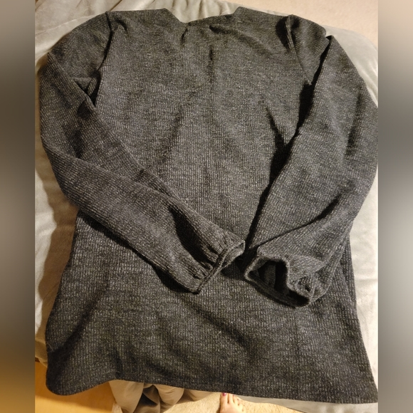 Maggie Fit Women's Sweater Black Size Large - Picture 3 of 5